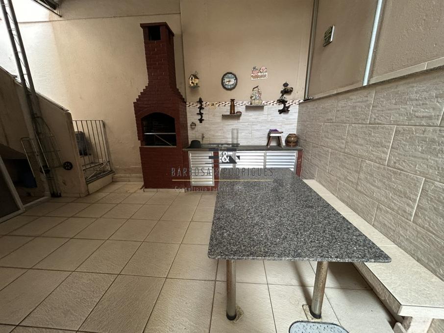 Casa, 3 quartos, 219 m² - Foto 9