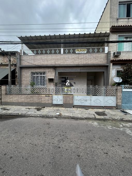 Casa, 3 quartos, 219 m² - Foto 1